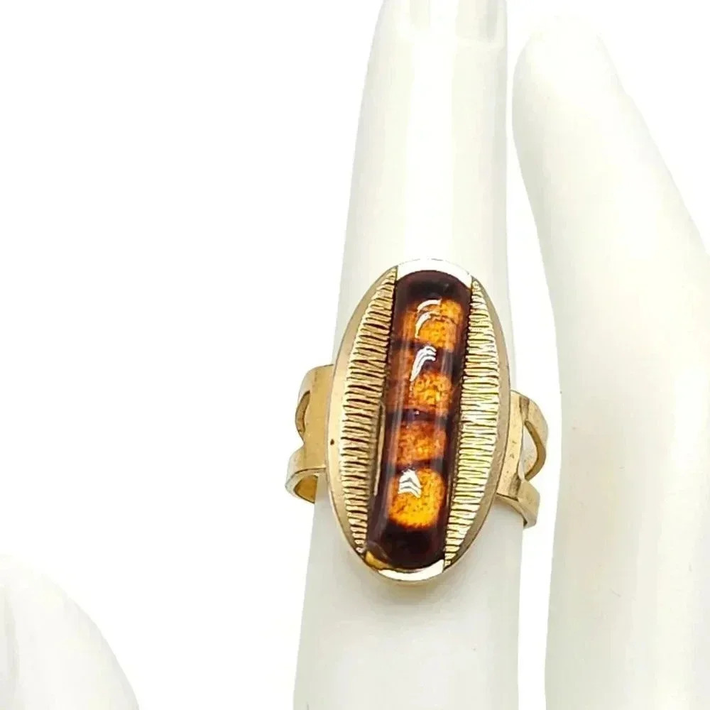 Textured Faux Amber Oval Ring Size 7.5 Adjustable Gold Tone Vintage